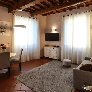 Santo Spirito - Elegante In Pieno Centro Appartement